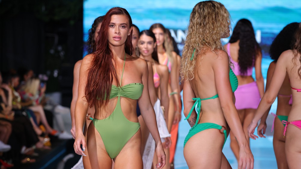 Miami Swim Week 2 Seachdain snàmh Miami 2