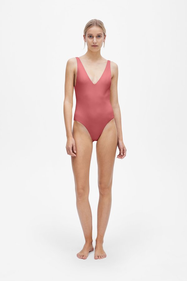 her line swimwear Ester one piece Dusted pink μαγιό της σειράς Ester ολόσωμο Dusted pink