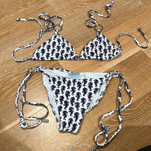 letarte swimwear (1) Schwammkleeder (1)