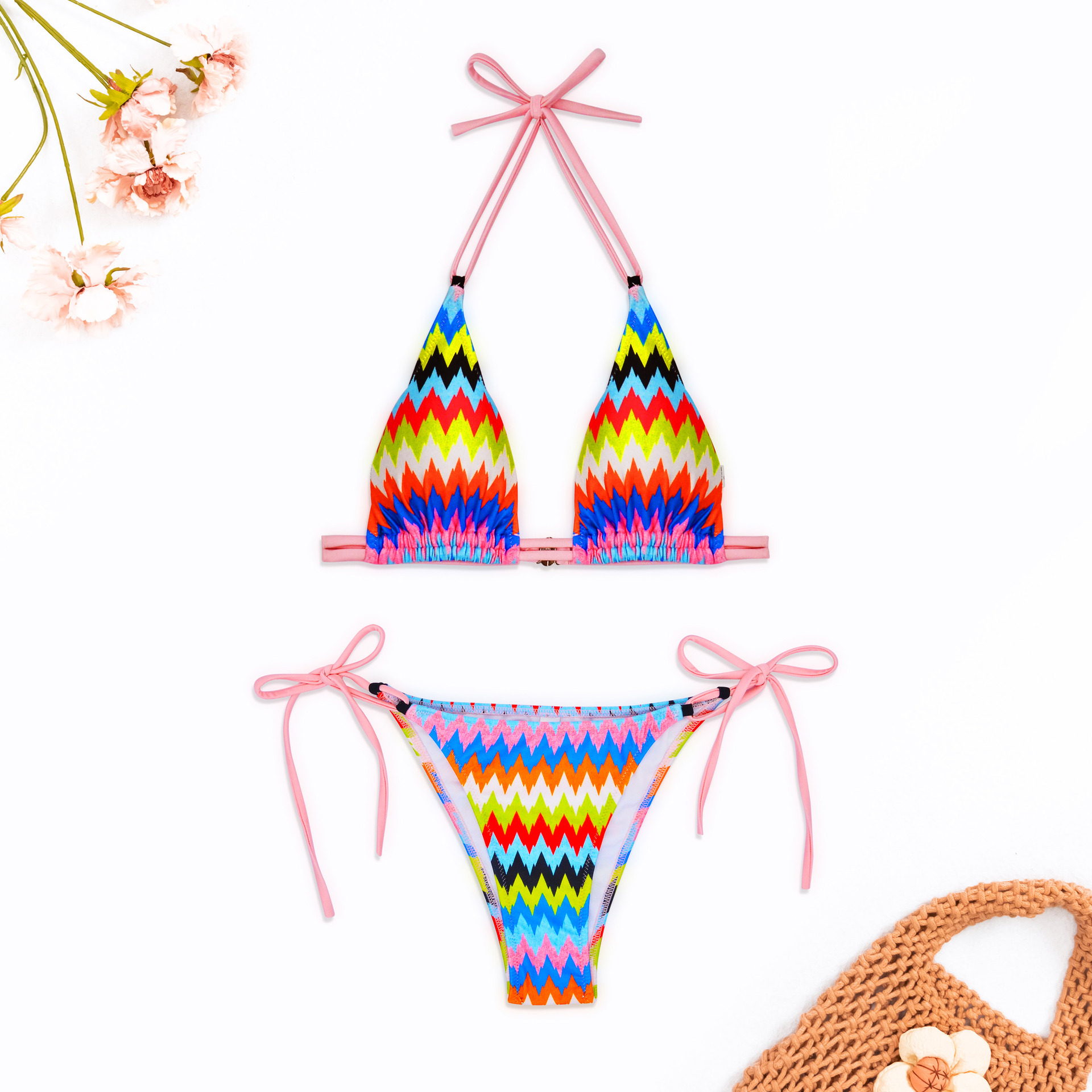 wave print bikini design Bikini-Design mit Wellenmuster