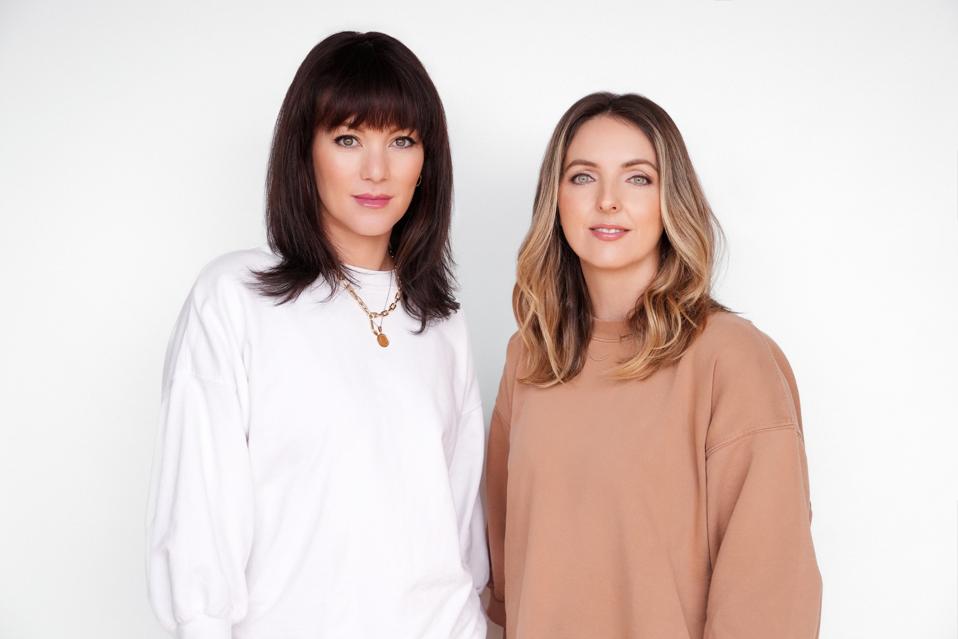 Partitu u venneri i pruprietarii di costumi da bagno